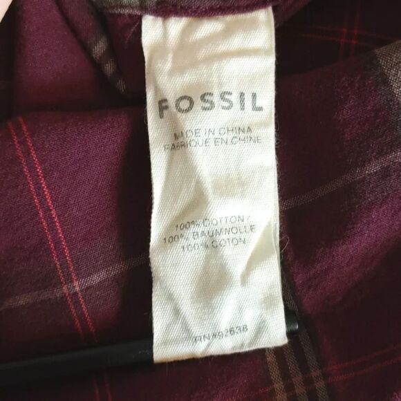 Fossil 54 Red Wine Plaid Button Down Shirt Men's size M - Picture 4 of 4